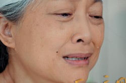 《慈母无泪》(30集) 感人短剧全集在线免费观赏