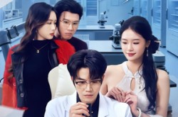 《被前妻开除后，他高不可攀》(40集) 情感励志短剧全集观看