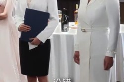 《离婚后她名动商界》(30集) 商战短剧全集免费畅看