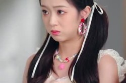 《金牌制作人我咋亏成票房教父了》(60集) 娱乐短剧全集免费看  