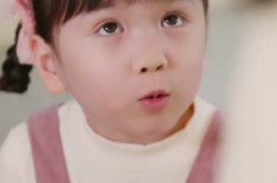 《萌娃操盘手：爹地妈咪请贴贴》(59集) 萌趣短剧全集在线观看