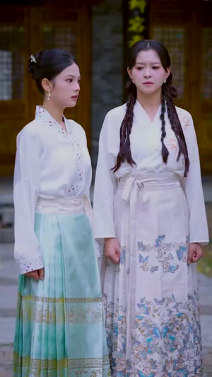 叛师后，大师姐哭了（82集）左下角看全集热门短剧推荐