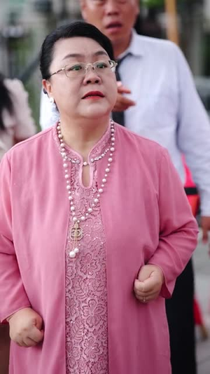 九朝帝君开局金莲喊喝药(61集) 九朝帝君开局金莲喊喝药(61集)一毛不花追完短剧的平台精选