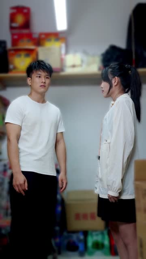 81号便利店(32集) 81号便利店(32集)短剧来袭好看又上头的短剧