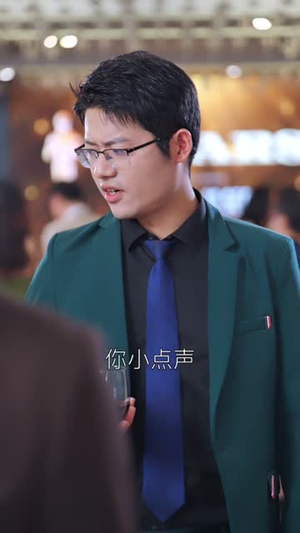 飞鸟与鱼不同路(60集) 飞鸟与鱼不同路(60集)一口气追完全集短剧