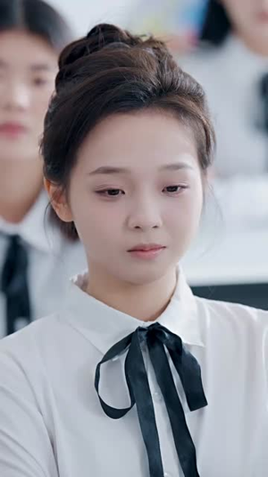 拒绝认亲后,纨绔养哥宠我如宝(60集) 拒绝认亲后,纨绔养哥宠我如宝(60集)享受免费看短剧大结局