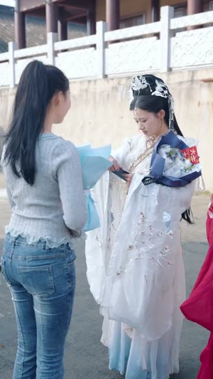 直播孕吐：榜一竟是我孩儿他爹（78集）红果短剧免费看全局