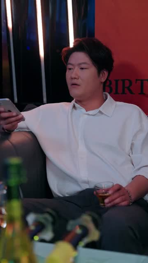 疯了才惹她,假千金可是活阎王(80集) 疯了才惹她,假千金可是活阎王(80集)热门短剧推荐推荐